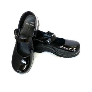 Dansko Black Patent Leather Mary Jane Clogs Size 5